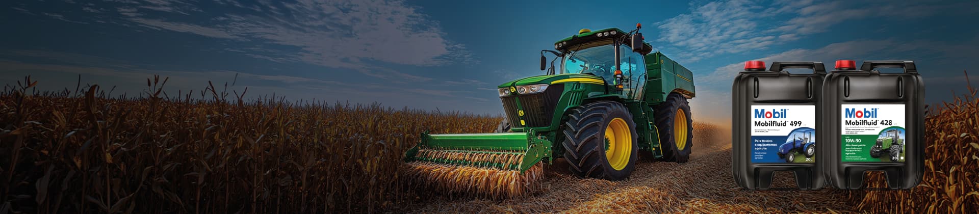 Banner com colheitadeira verde trabalhando em plantação, com embalagens de lubrificantes Mobilfluid para máquinas agrícolas em destaque.