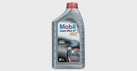 Lançamento do óleo semissintético Mobil Super Moto 4T MX 15W-50, direcionado a motos de média e alta cilindradas, bem como do primeiro lubrificante do mercado brasileiro com a moderna classificação API SN: Mobil Super Sintético 5W-40.